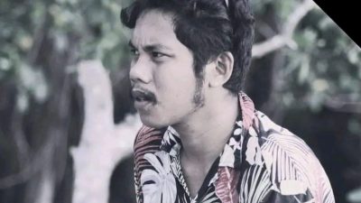 Patuh pada Partai atau Pihak Rakyat