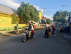 Pastikan Siswa dan Guru Nyaman ke Sekolah, Personel Polres Kepulauan Sula Intens Tertibkan Lalu Lintas