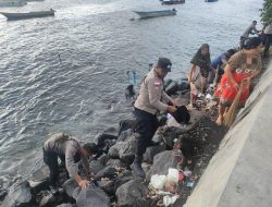 Polsek Ternate Utara Gelar Bakti Pembersihan Pantai di Dufa-dufa