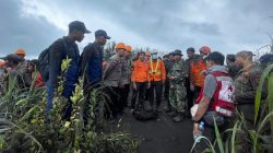 Dua Warga Singapura Ditemukan Meninggal Dunia, Terhempit Batu Besar dalam Posisi Berpelukan