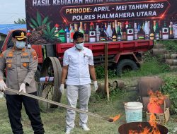 Polres Halmahera Utara Musnahkan Barang Bukti Narkotika hingga Minuman Keras