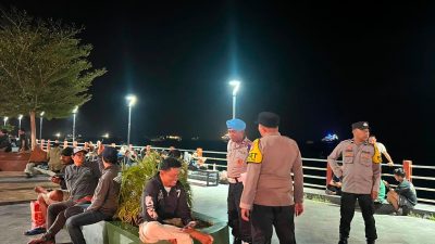 Cegah Gangguan Kamtibmas, Polsek KP3 Ahmad Yani Ternate Patroli Cipta Kondisi di Pantai Falajawa