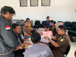 Polda Maluku Utara Serahkan Dua Oknum Pengacara Tersangka Dugaan Pemalsuan Tanda Tangan ke JPU