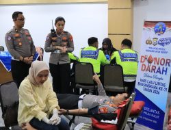 Sambut HUT ke-71 Lalu Lintas Bhayangkara, Ditlantas Polda Maluku Utara Gelar Donor Darah