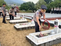 Ziarah ke TMP Banau Ternate, Dirlantas Polda Maluku Utara: Tugas Kita Sekarang adalah Meneruskan
