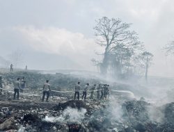 Pascakebakaran di TPA Buku Deru-deru Ternate, Tim Gabungan Lakukan Pendinginan