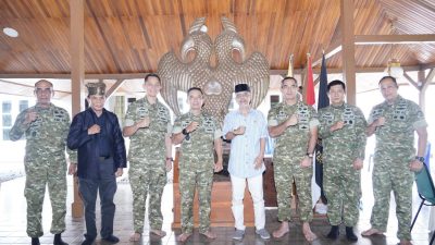 Silaturahmi dengan Sultan Ternate, Pangdam Komitmen Berikan Perhatian Putra-Putri Maluku Utara Ikut Rekrutmen TNI