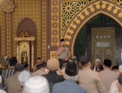 Jumat Keliling, Kapolda Ajak Masyatakat Jaga Kamtibmas hingga Atasi Peredaran Minuman Keras di Maluku Utara