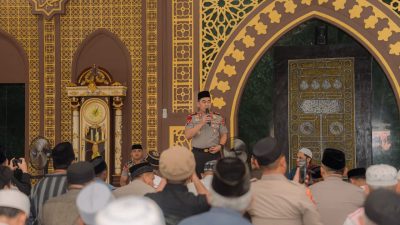 Jumat Keliling, Kapolda Ajak Masyatakat Jaga Kamtibmas hingga Atasi Peredaran Minuman Keras di Maluku Utara