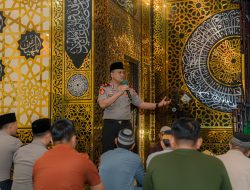 Wakapolda Maluku Utara Ajak Masyarakat Cegah Tindak Kriminalitas saat Subuh Keliling di Masjid Al-Muhajirin