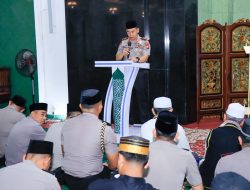 Subuh Keliling di Masjid Al-Munawwar Ternate, Kapolda Harapkan Masyarakat Bijak Menerima Informasi