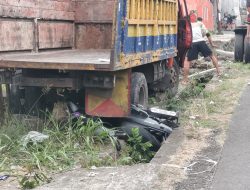 Tewaskan Pengendara Sepeda Motor Ditanjakan Ngade, Sopir Truk Bermuatan Barang Elektronik Diamakan